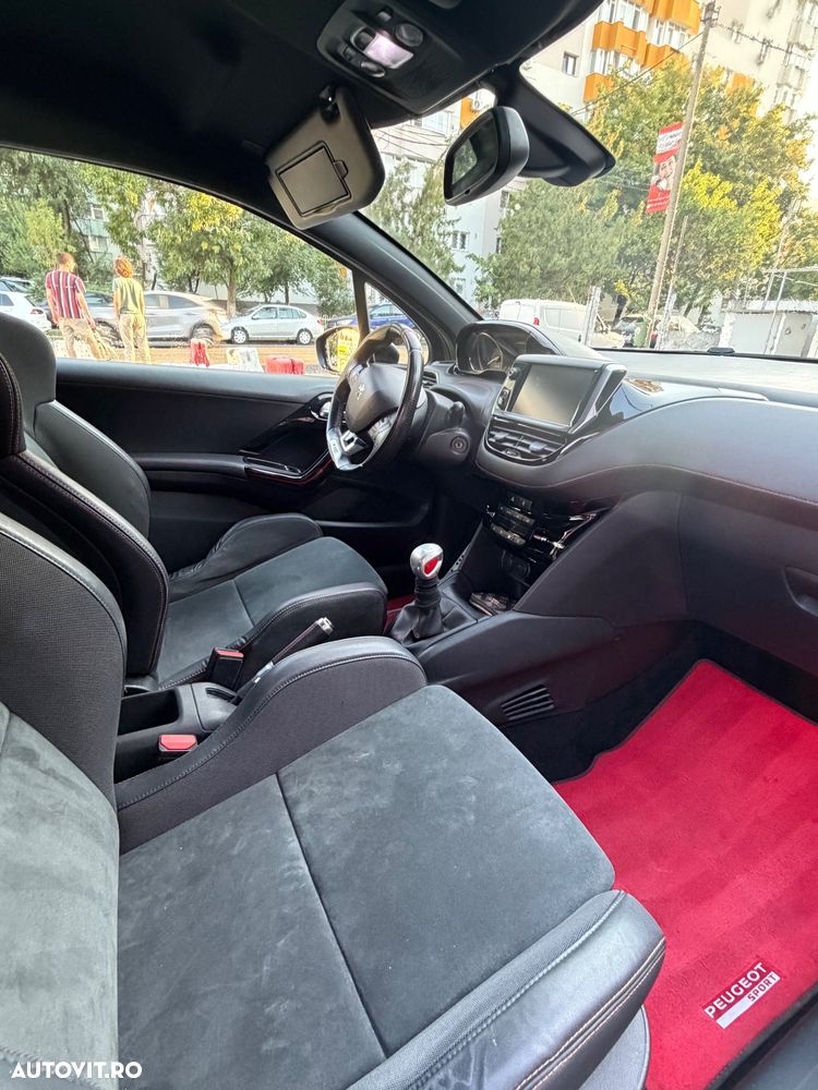 Peugeot 208 GTI 1.6 L THP - 7