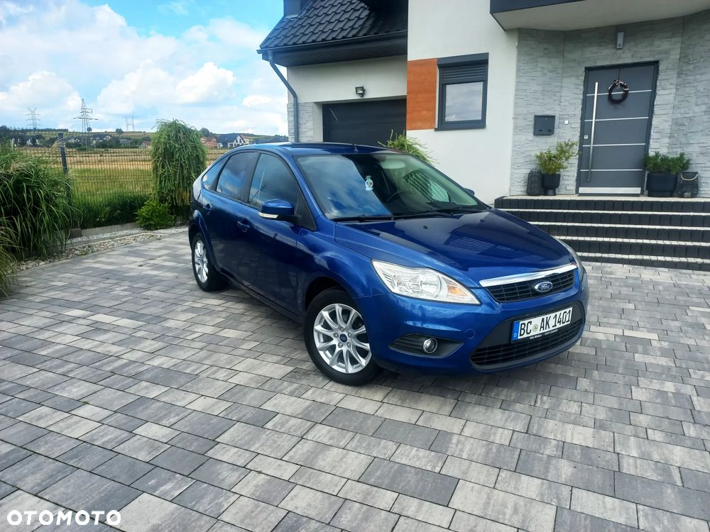 Ford Focus 1.6 16V Ambiente - 1
