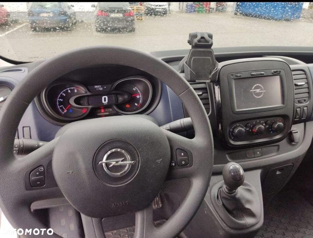 Opel VIVARO - 25
