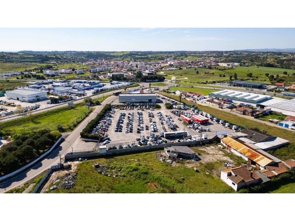 Armazém com 2 lotes de terreno para venda em Aveiras de Cima - Grande imagem: 5/27