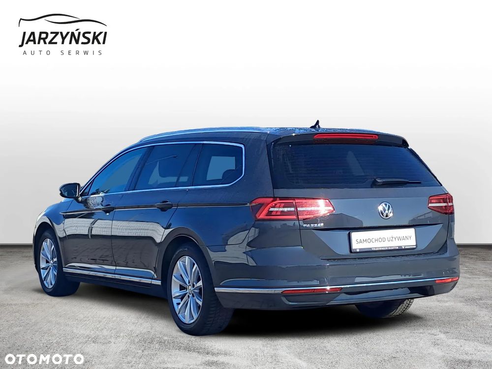 Volkswagen Passat - 3