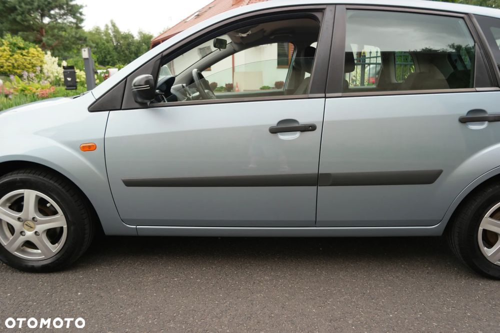 Ford Fiesta - 11