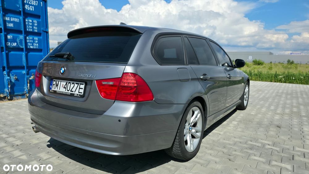 BMW Seria 3 - 11