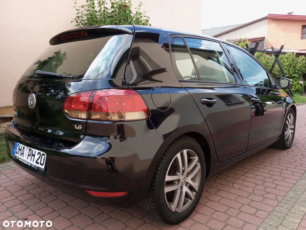 Volkswagen Golf - 21