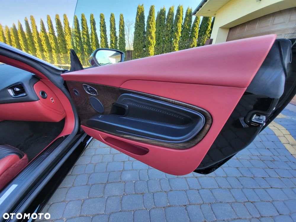 Aston Martin DB11 Launch Edition - 23