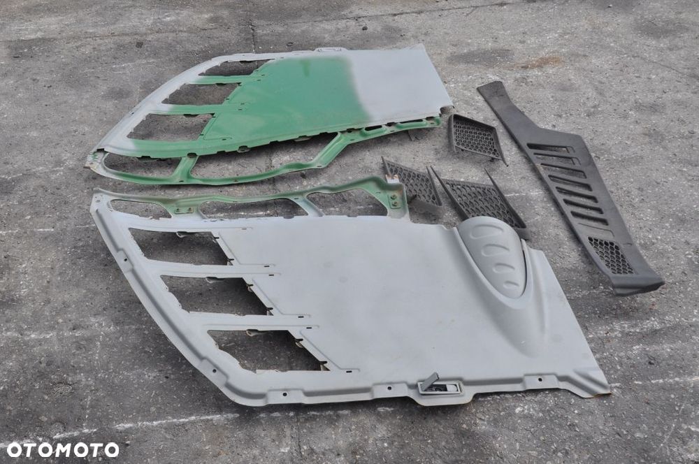 MASKA BOCZEK  FENDT 724 - 1