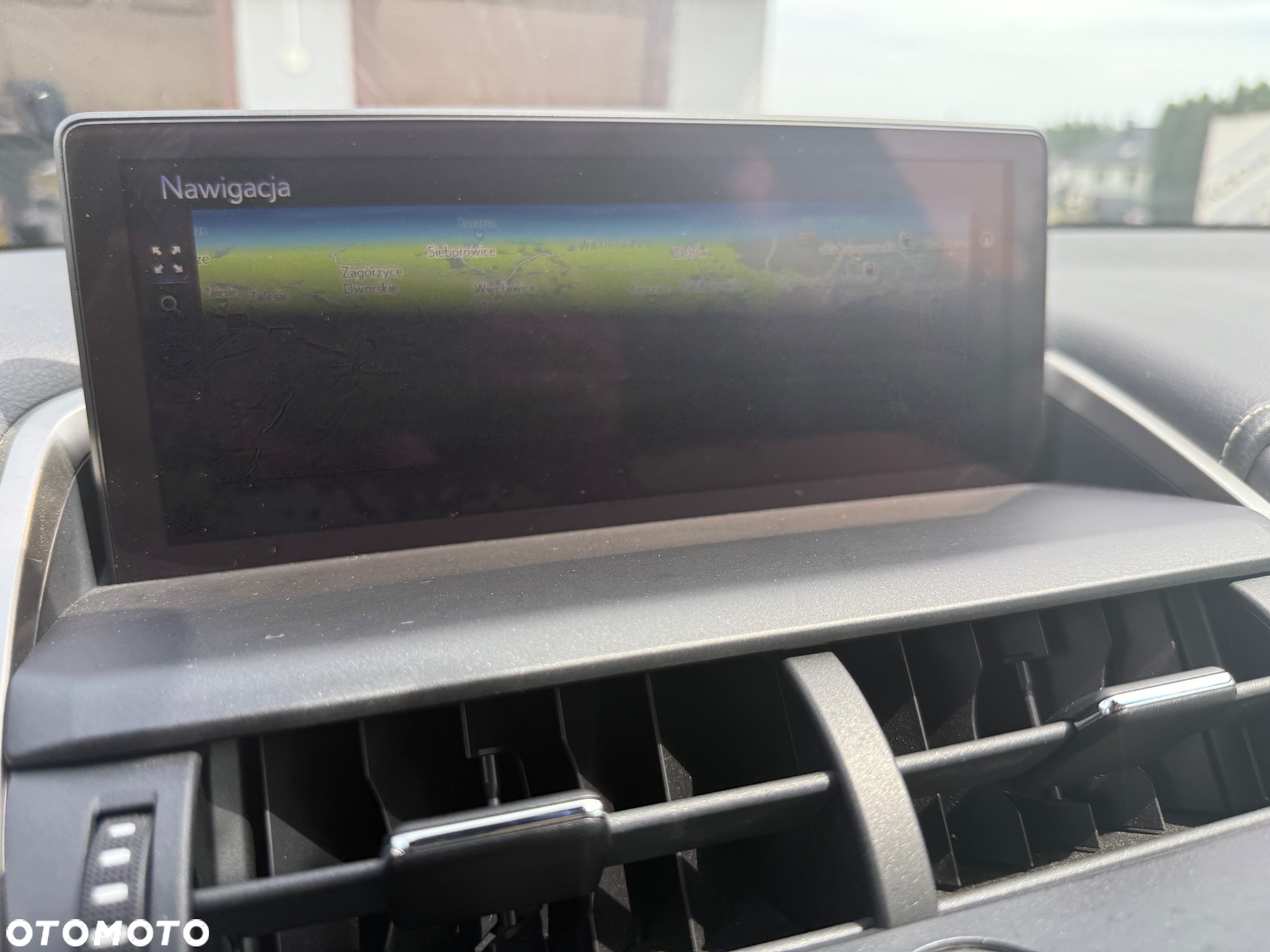 Lexus NX 300h Style Edition - 31
