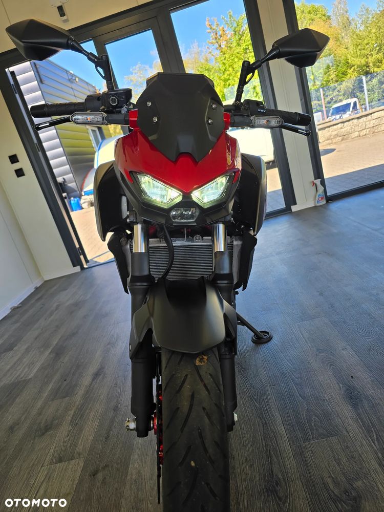 Kawasaki Z - 7