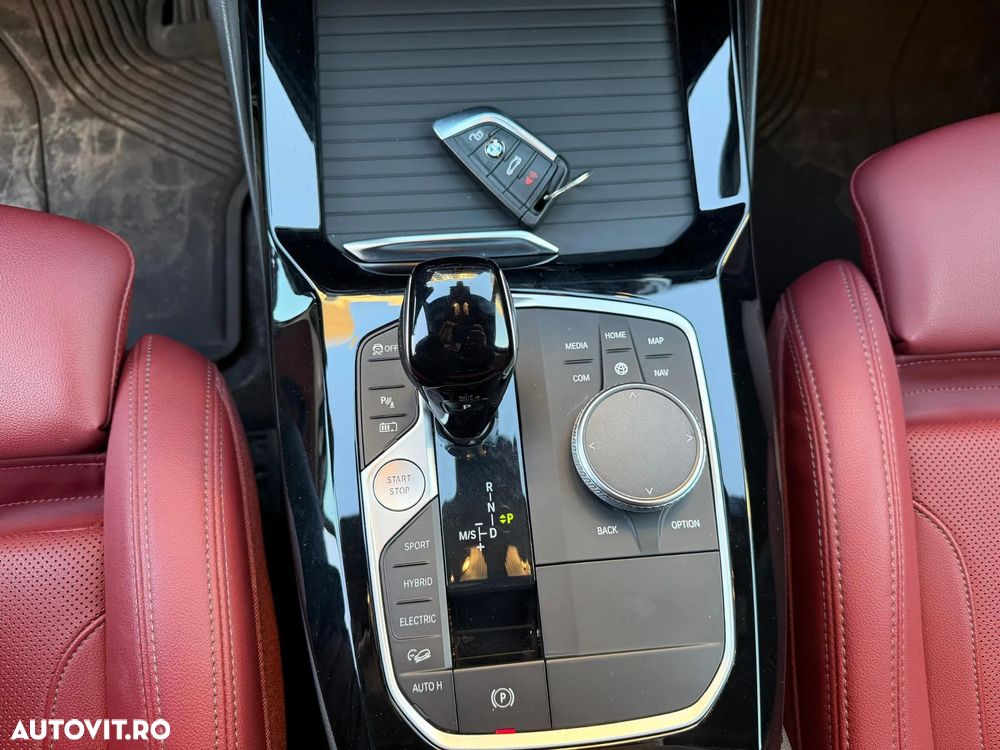 BMW X3 xDrive30e AT PHEV - 17