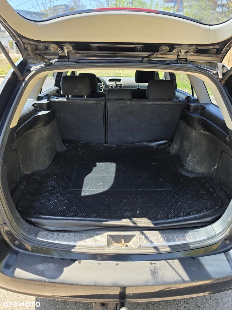 Toyota Avensis 1.8 VVT-i Executive - 7