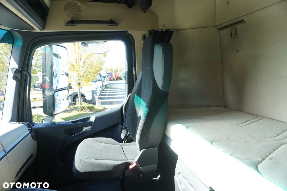 Mercedes-Benz Actros 2548 MP5 6x2 / Chłodnia Schmitz 19 EPAL / 2023 - 26