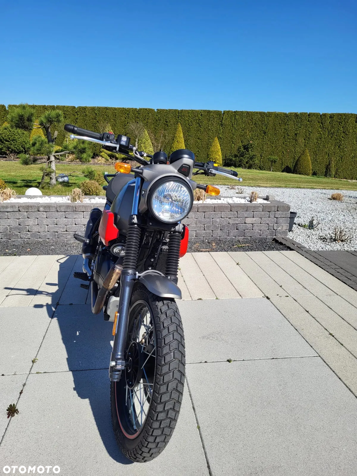 Royal Enfield Scram - 3