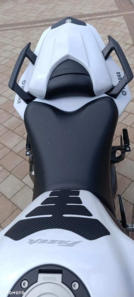 Yamaha FZ8 - 9