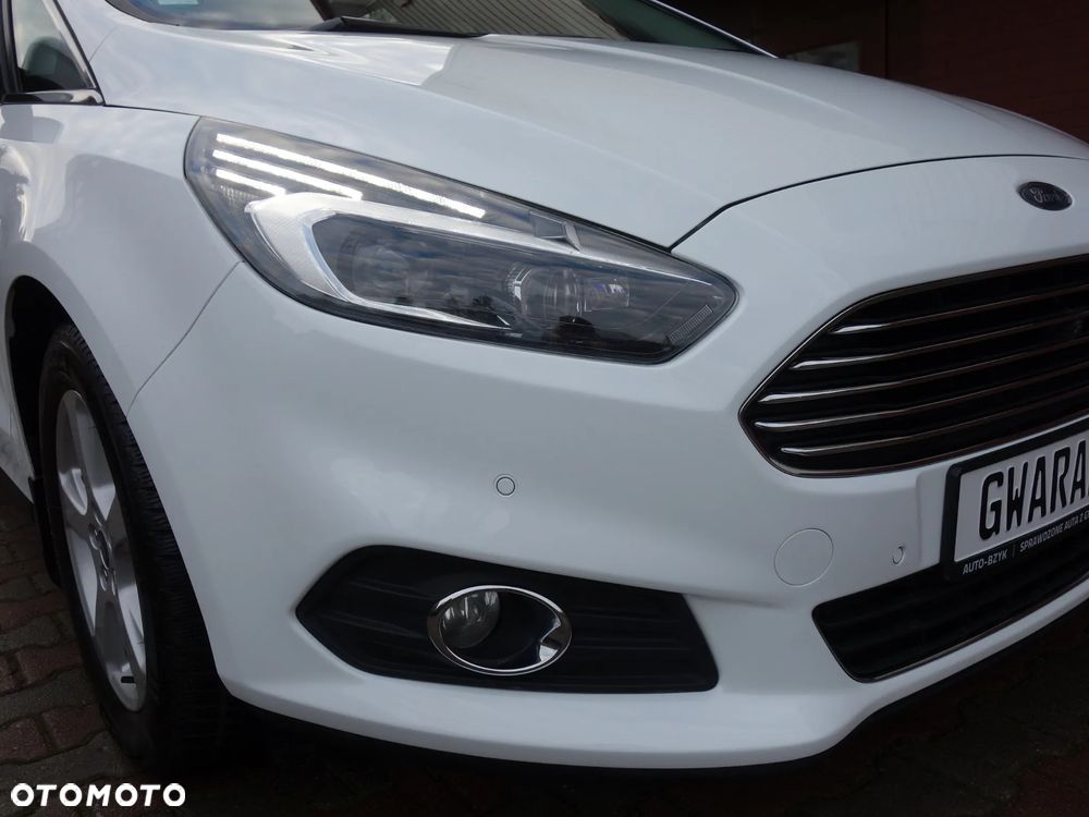 Ford S-Max 2.0 TDCi 4WD Titanium PowerShift - 6