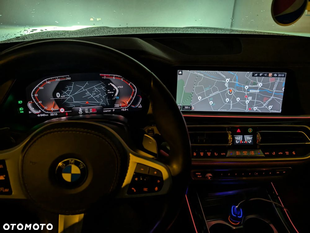 BMW X7 - 33