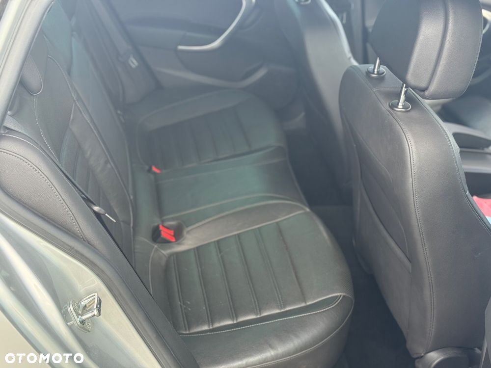 Opel Insignia 2.0 CDTI ecoFLEX - 13