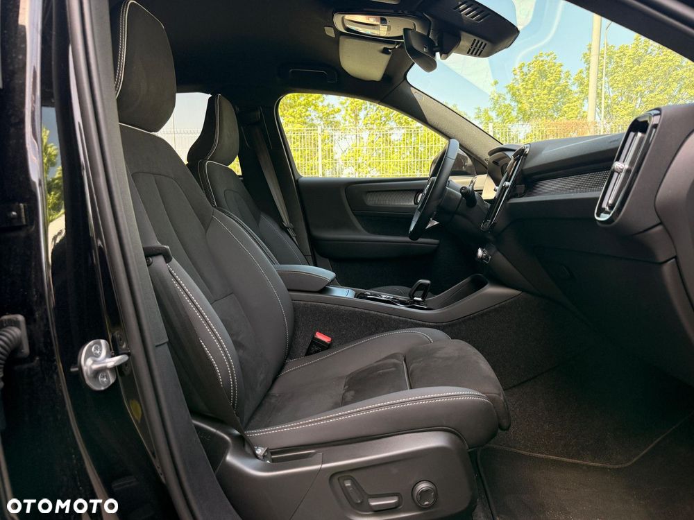 Volvo XC 40 - 37