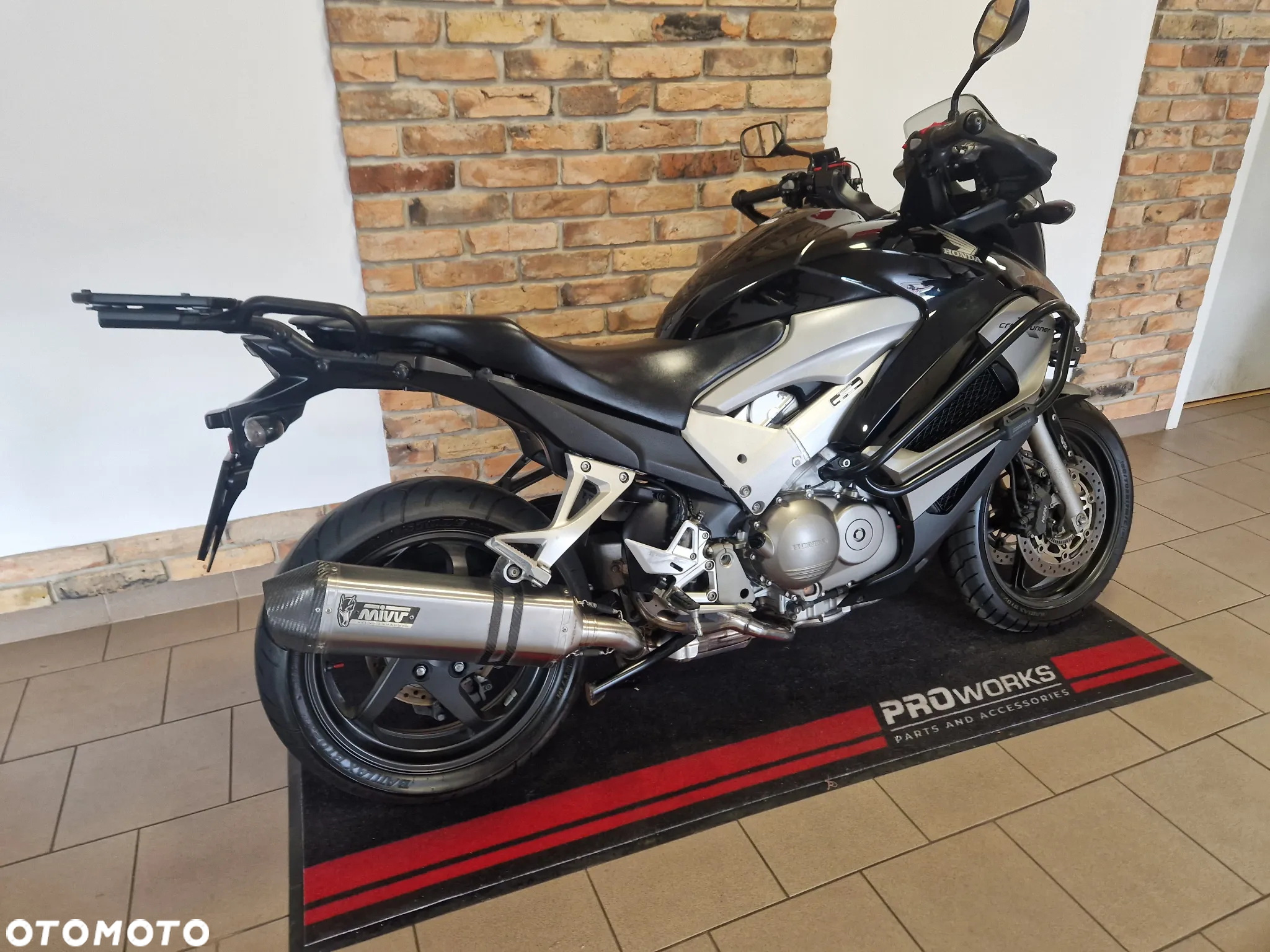 Honda VFR - 21