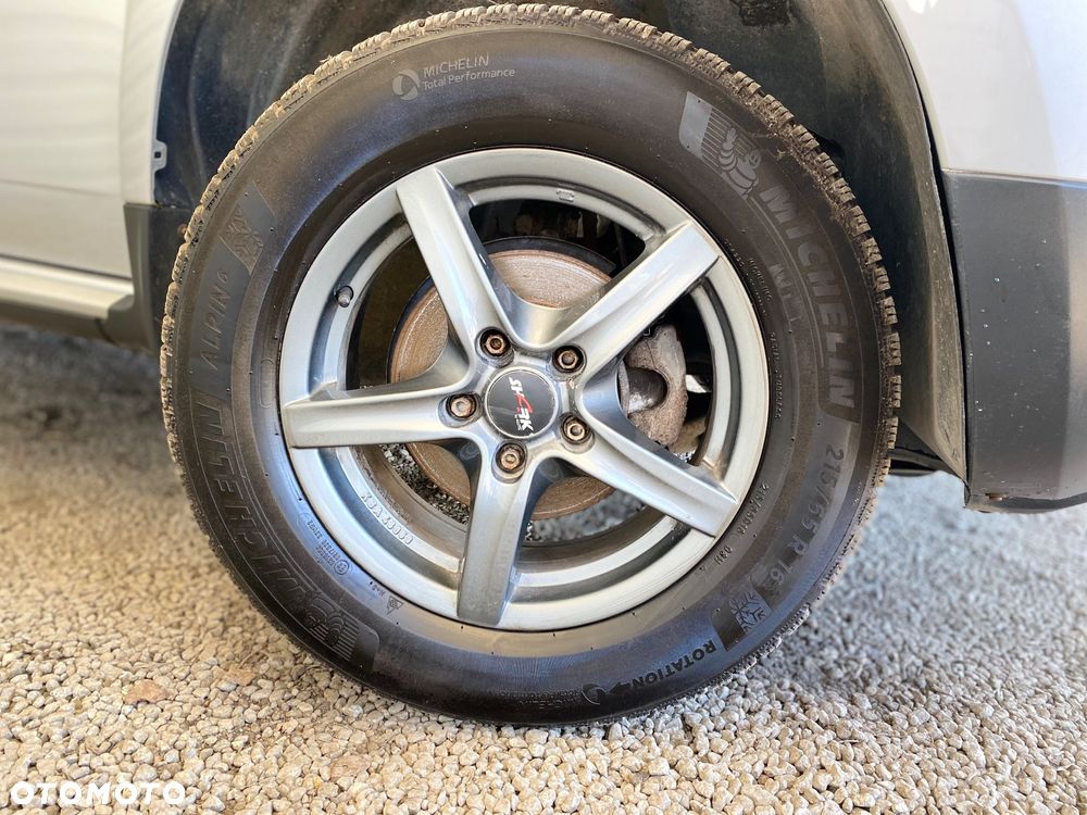 Dacia Duster 1.6 Laureate - 20