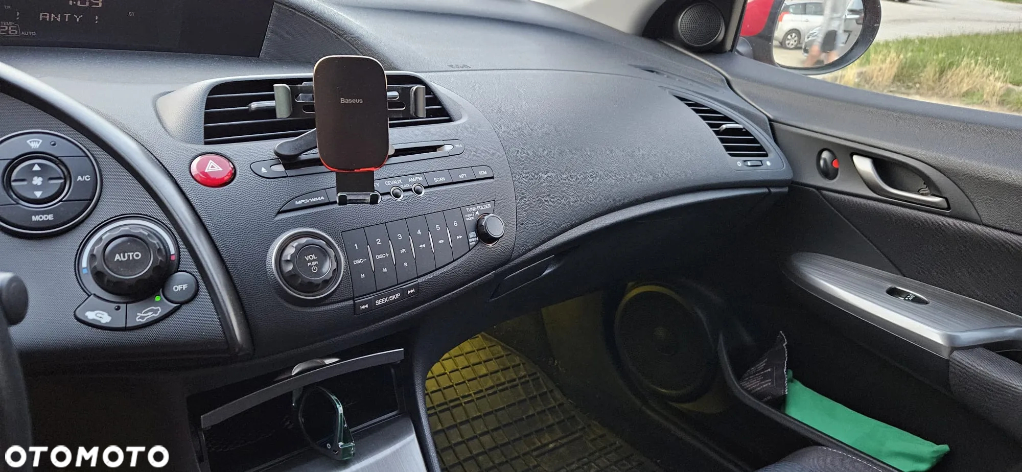 Honda Civic 1.8 Sport - 13
