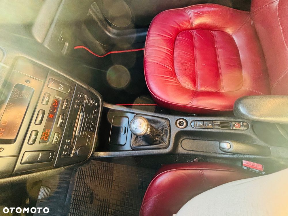 Peugeot 406 2.2 - 28