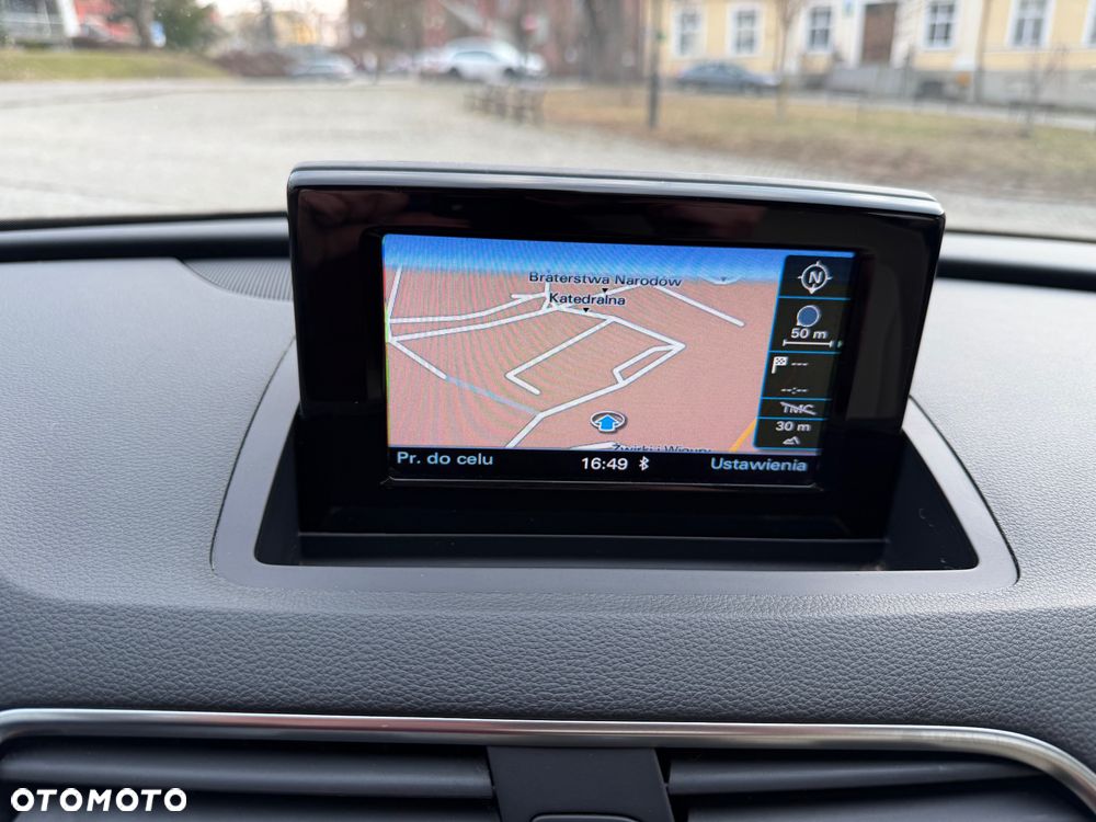 Audi Q3 2.0 TDI sport - 18