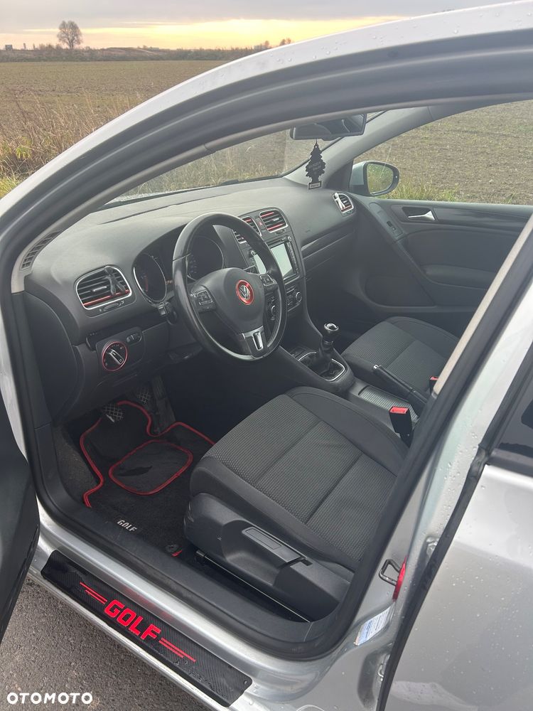 Volkswagen Golf 2.0 TDI Comfortline - 5