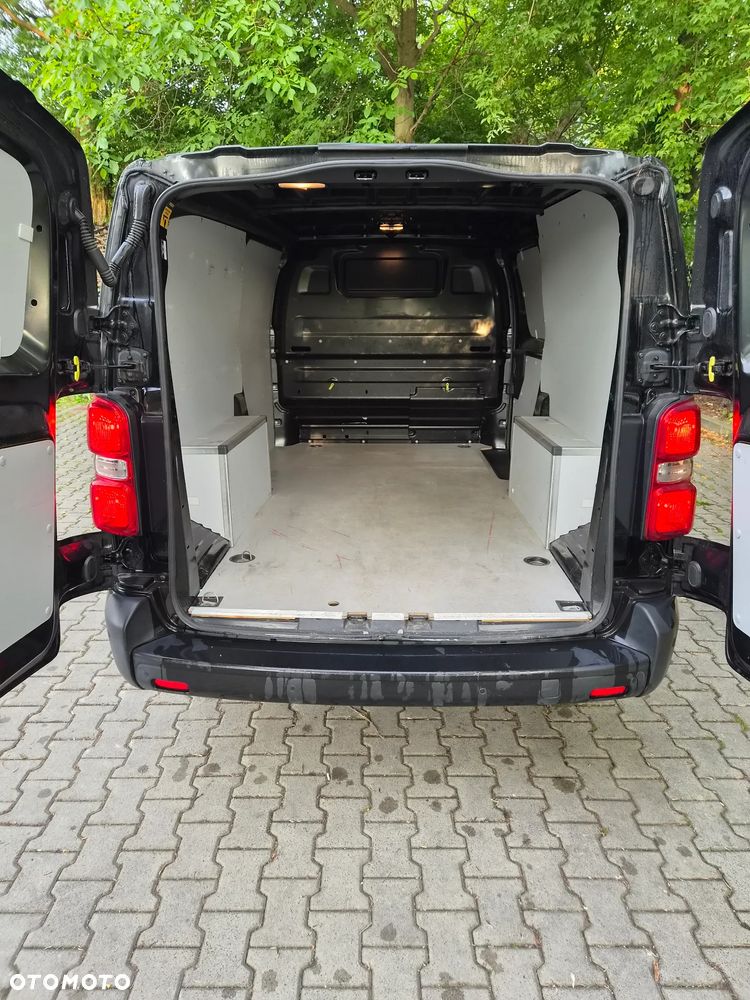 Peugeot Expert - 8