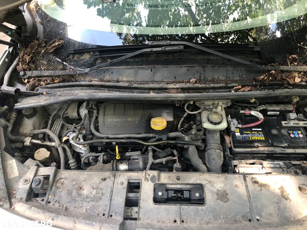 Dezmembrez Renault Scenic 2012 gri argintiu 2.0 diesel - 6