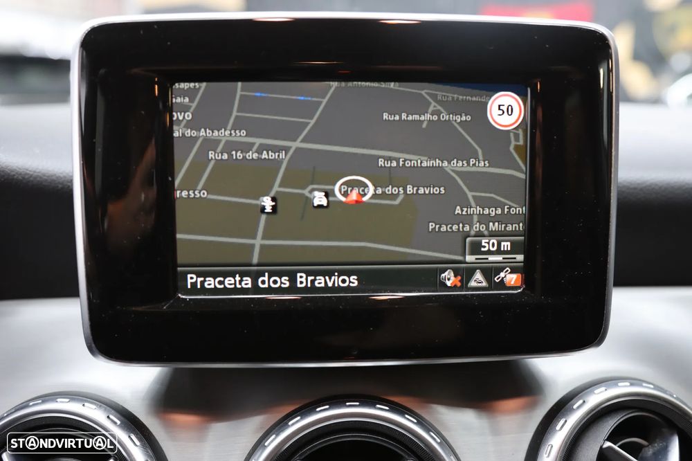 Mercedes-Benz GLA 200 (CDI) d 7G-DCT AMG Line - 13