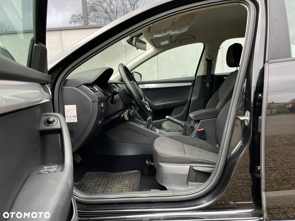 Skoda Octavia 1.4 TSI Ambition - 8