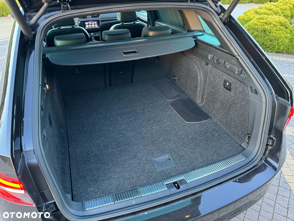Skoda Superb 2.0 TDI 4x4 DSG L&K - 10