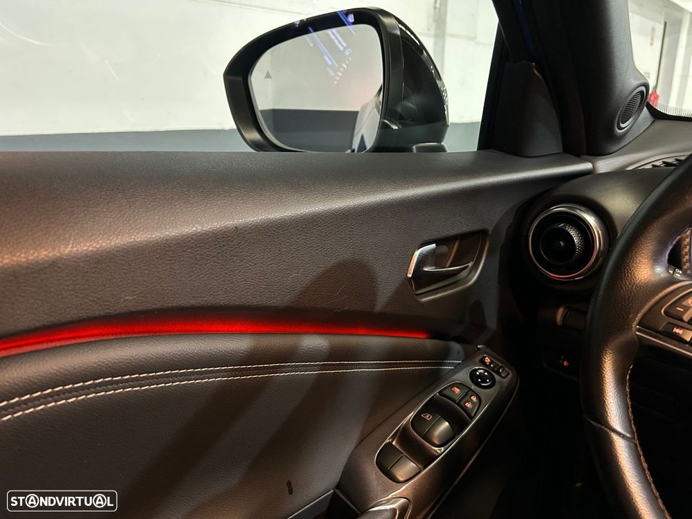 Nissan Juke 1.0 DIG-T Tekna Two Tone - 40