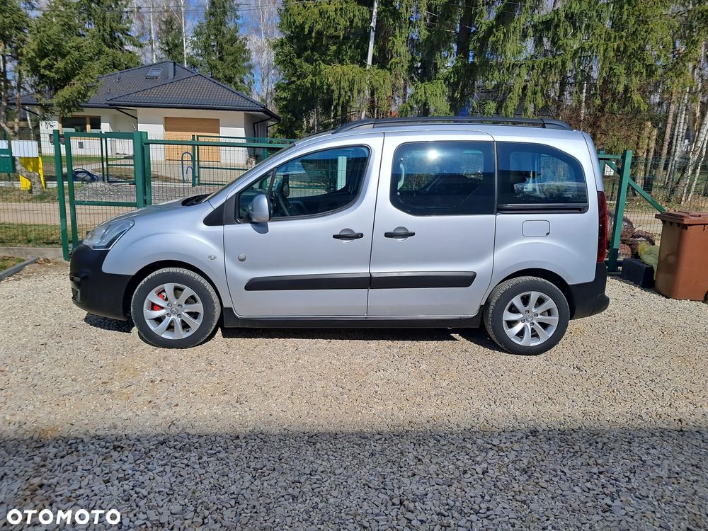 Peugeot Partner 1.6 BlueHDi Outdoor S&S - 2
