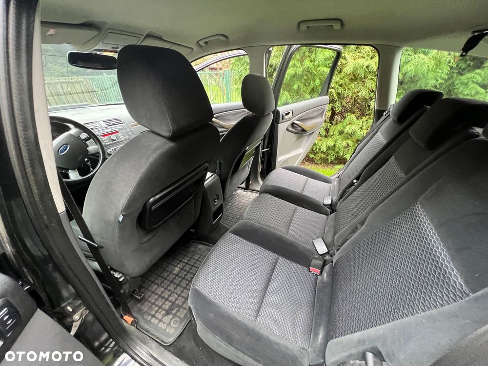 Ford C-MAX 1.8 TDCi Ghia - 12