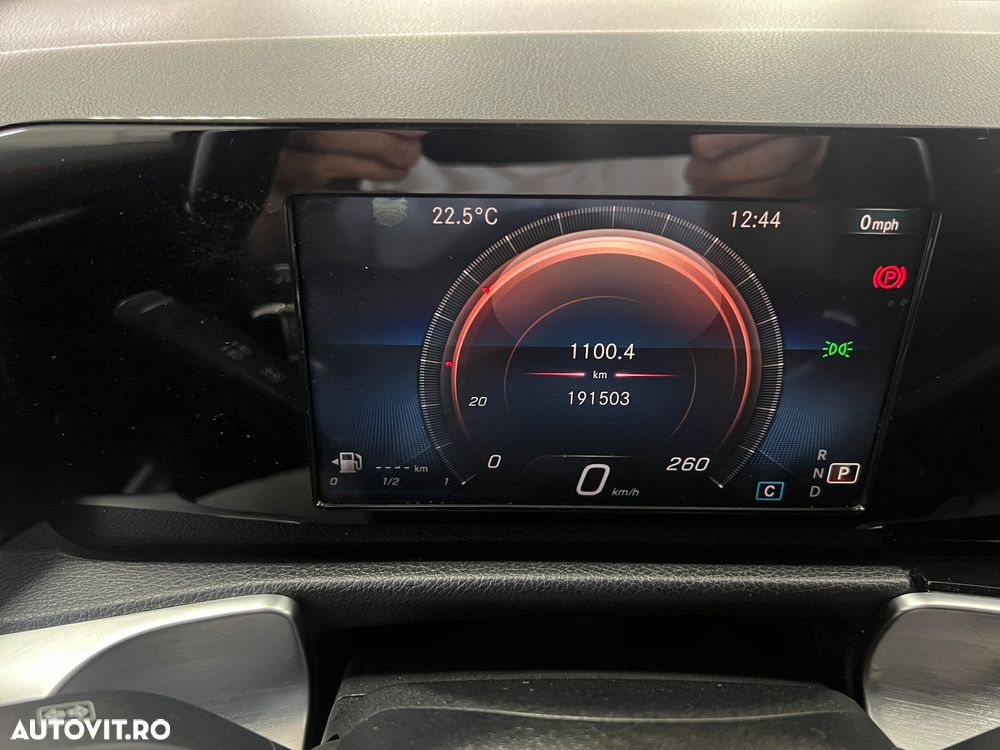 Mercedes-Benz GLB 220 d 4Matic 8G-DCT AMG Line - 34