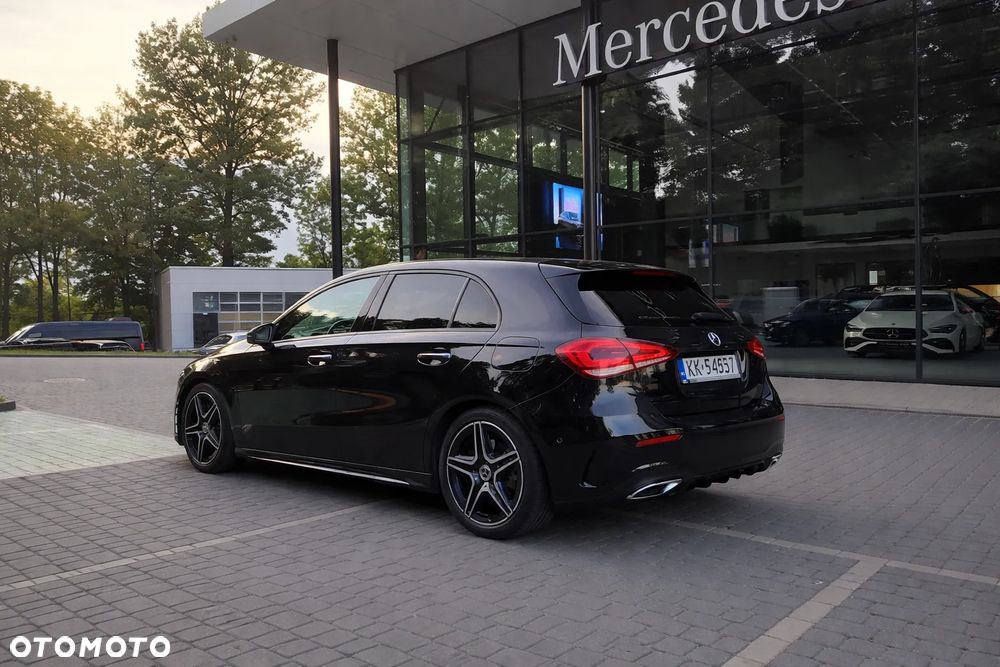 Mercedes-Benz Klasa A 200 AMG Line 7G-DCT - 3