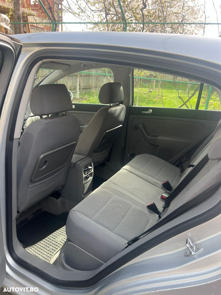 Volkswagen Golf Plus 1.9 TDI Comfortline - 34