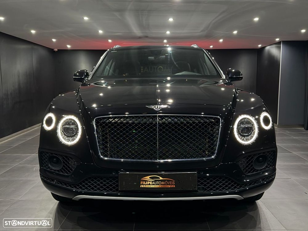 Bentley Bentayga V8 - 8