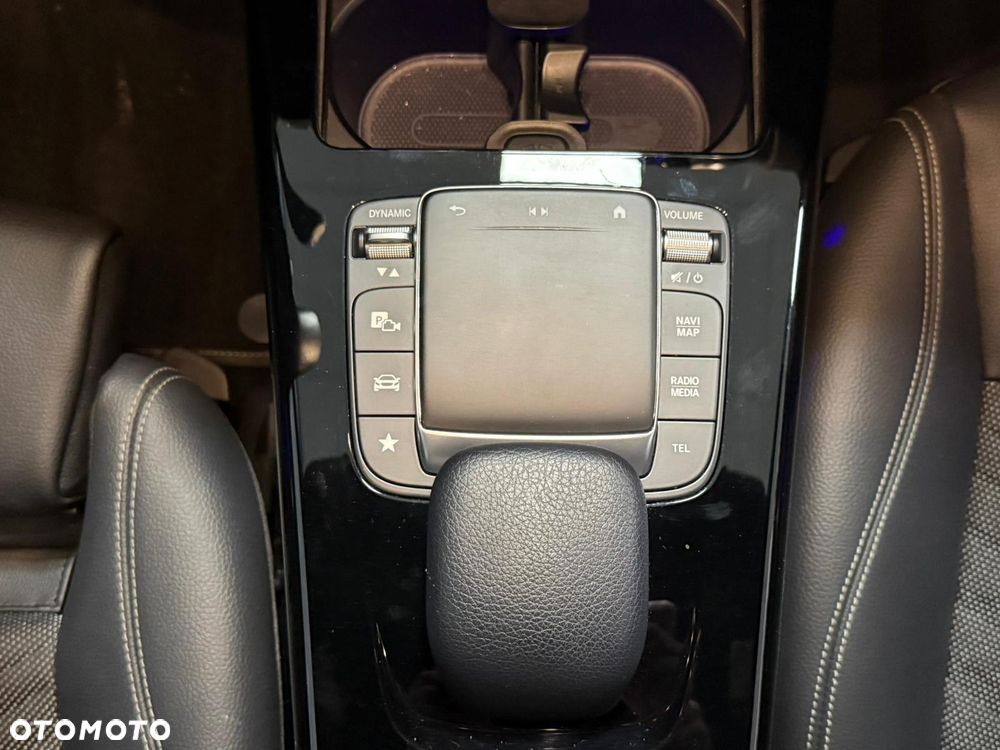 Mercedes-Benz Klasa A 200 Edycja specjalna 7G-DCT - 22
