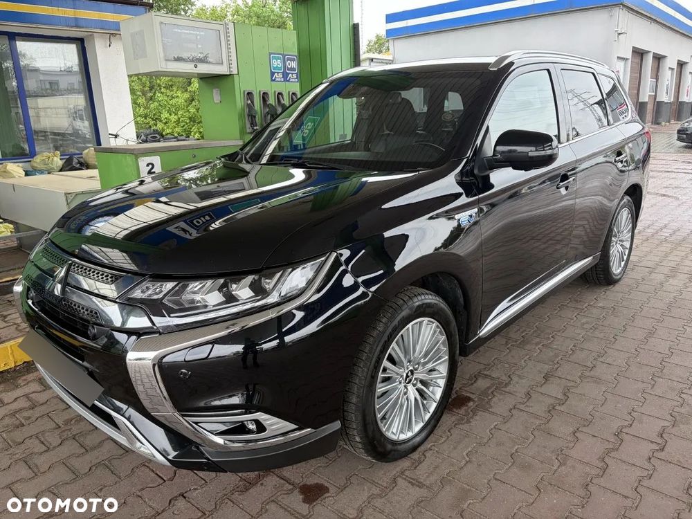 Mitsubishi Outlander Instyle + - 1