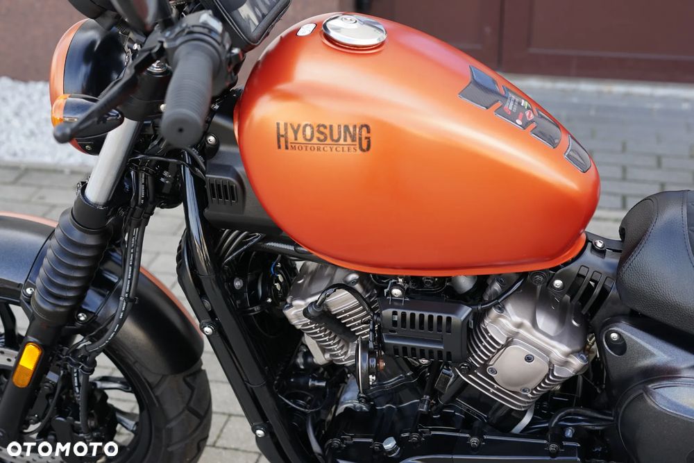 Hyosung GV - 27