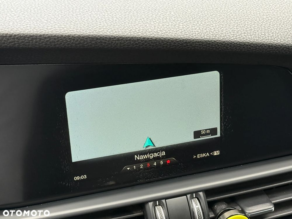 Alfa Romeo Giulia 2.2 D Turbo - 17