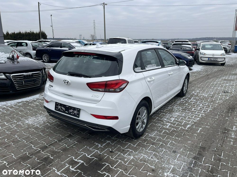 Hyundai i30 1.5 DPI Smart - 2
