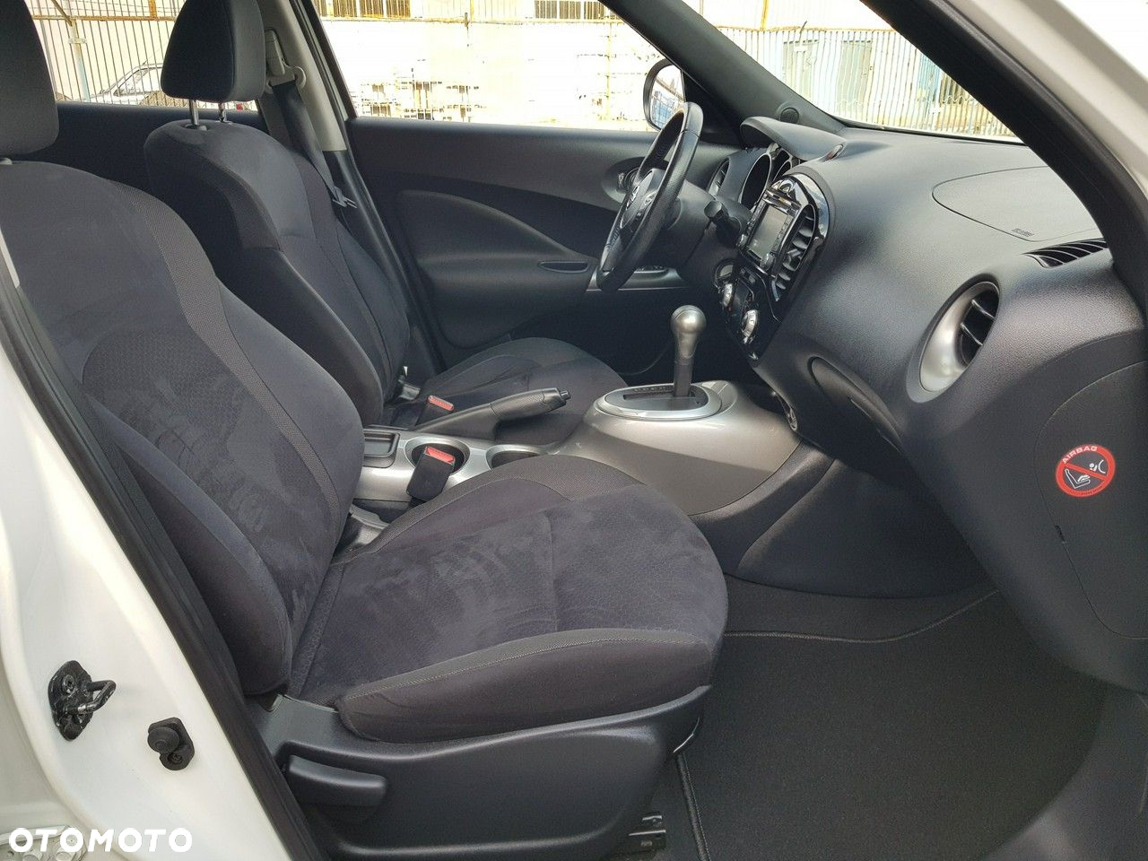Nissan Juke 1.6 Acenta CVT - 17
