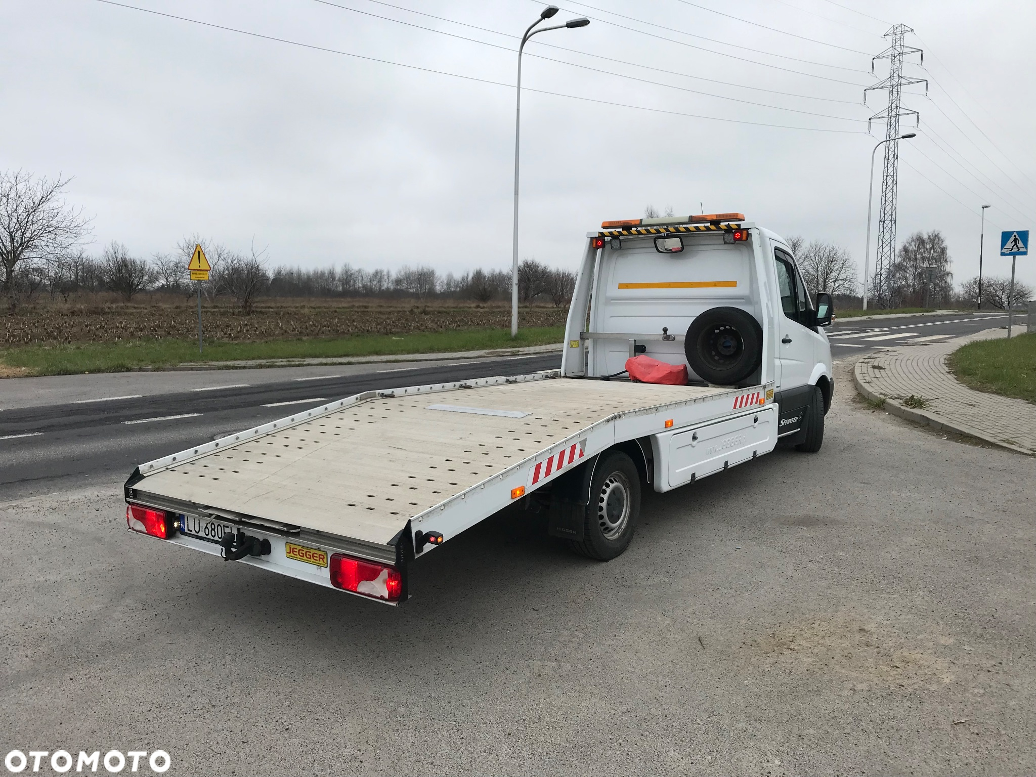 Mercedes-Benz Sprinter 319 - 18