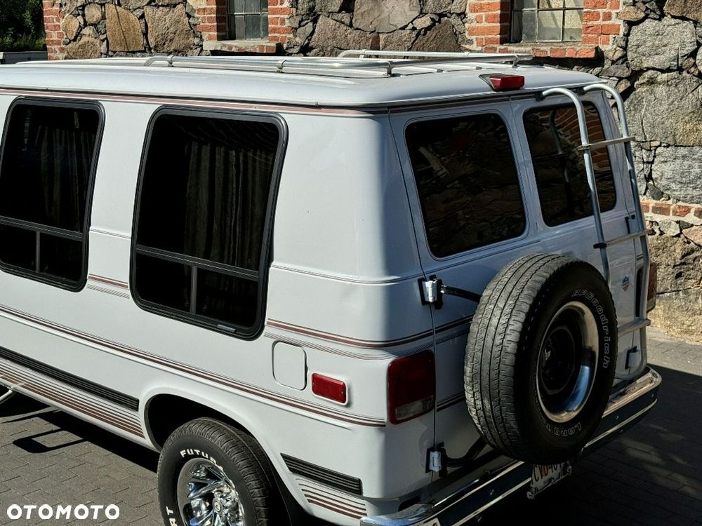Chevrolet Inny - 8