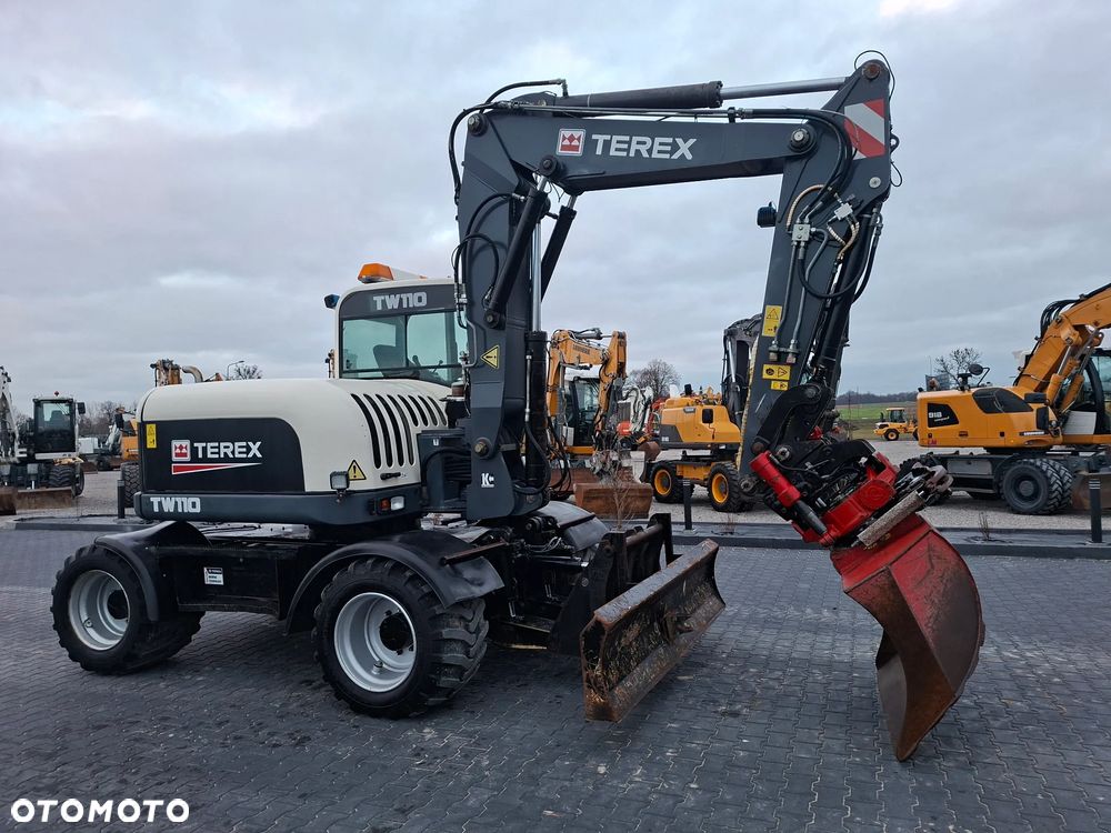 Terex TW110 ROTOTILT ze szczypcami - 11