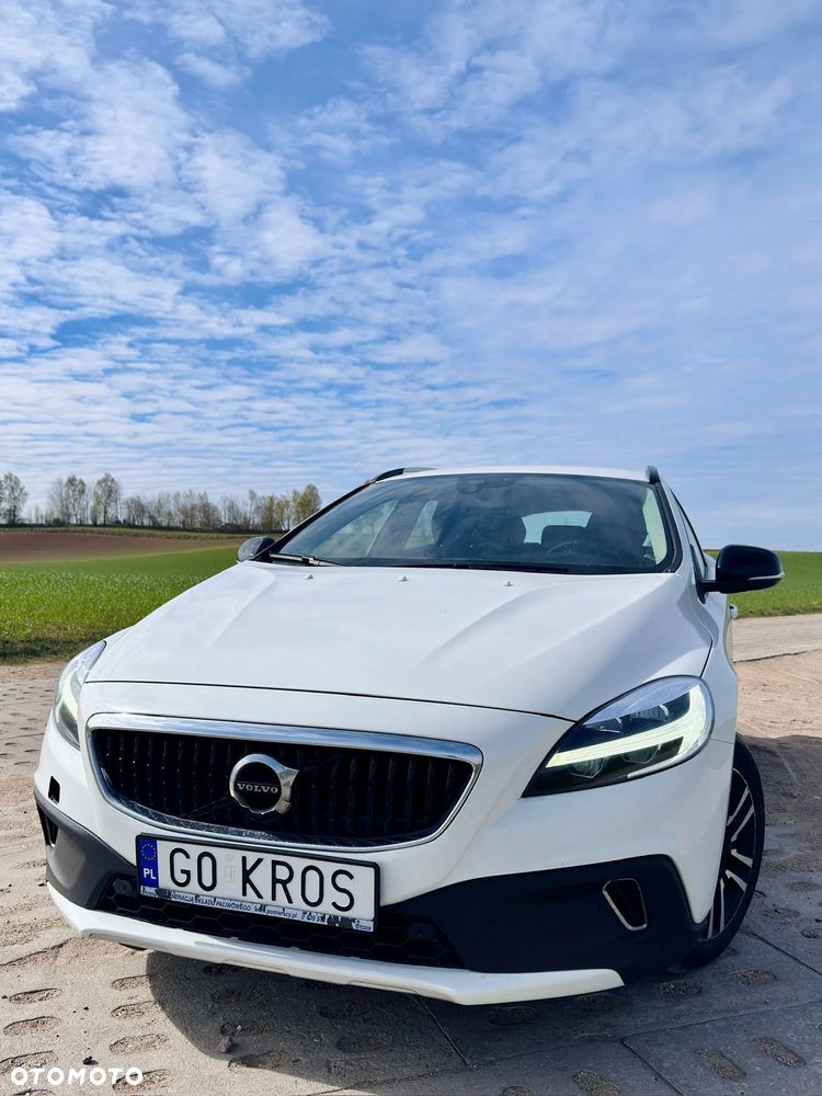 Volvo V40 Cross Country D3 Drive-E Momentum - 2