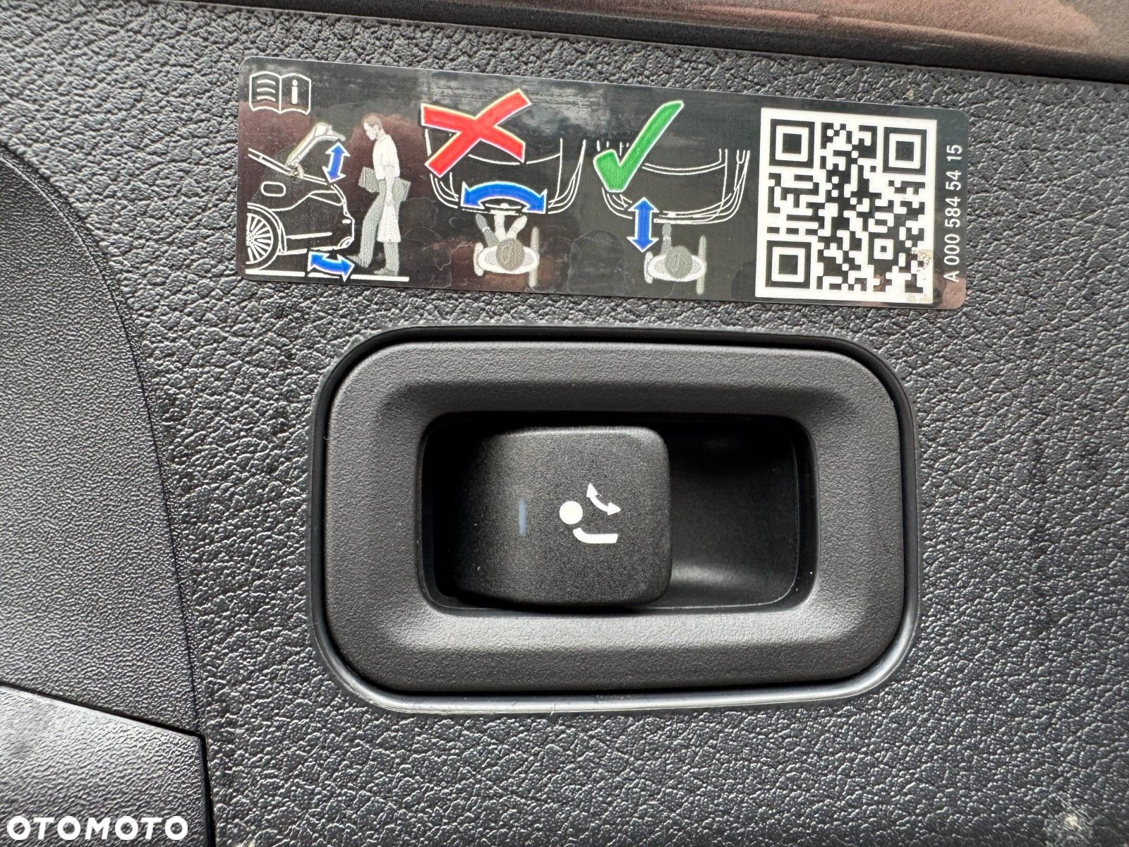 Mercedes-Benz CLA - 18